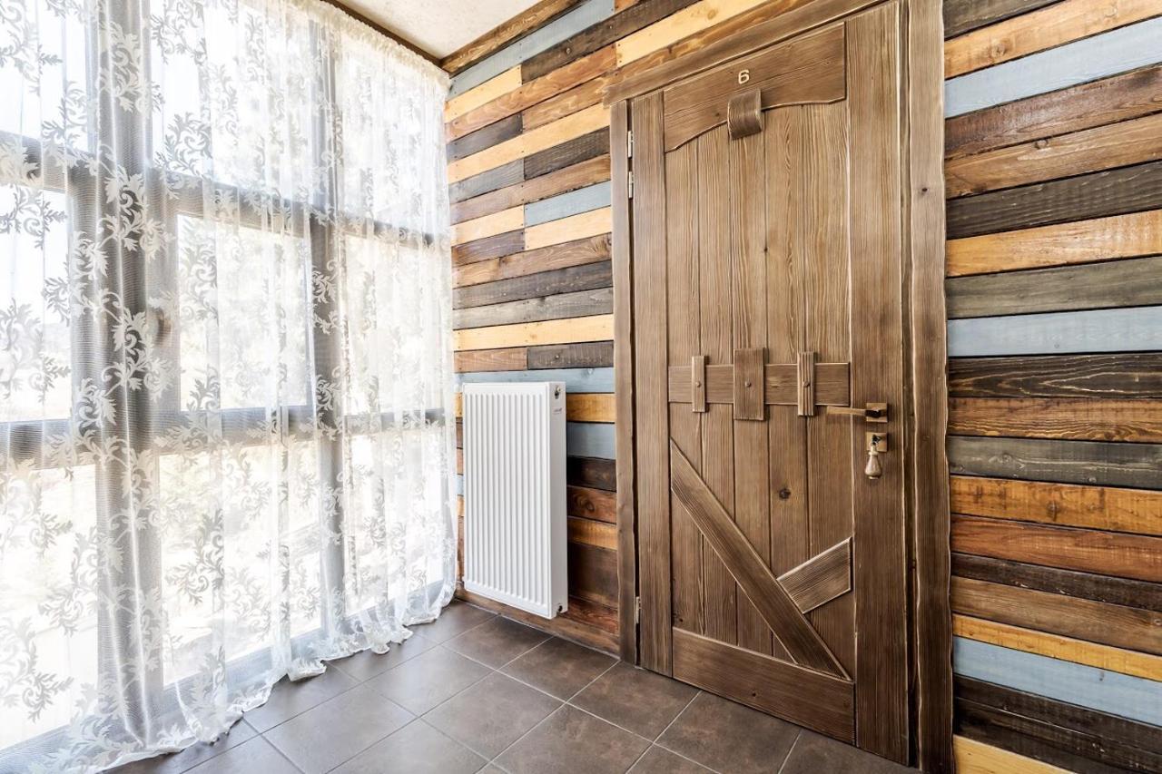 Маєток "Zymon & Ski" Bukovel Exterior foto