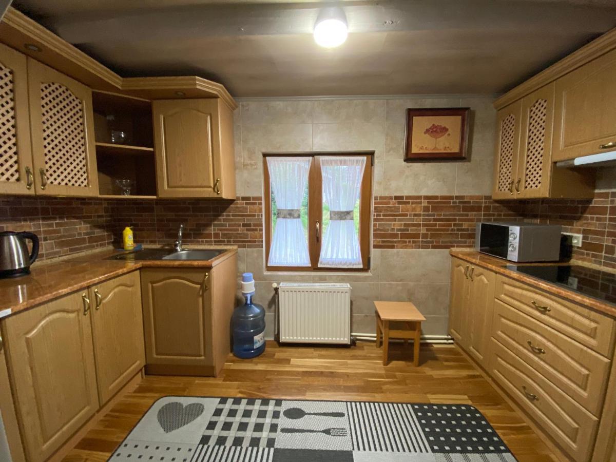 Маєток "Zymon & Ski" Bukovel Exterior foto